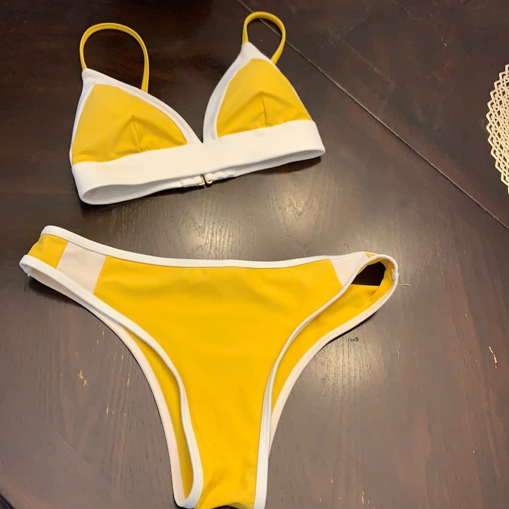 Express swim top and bottom